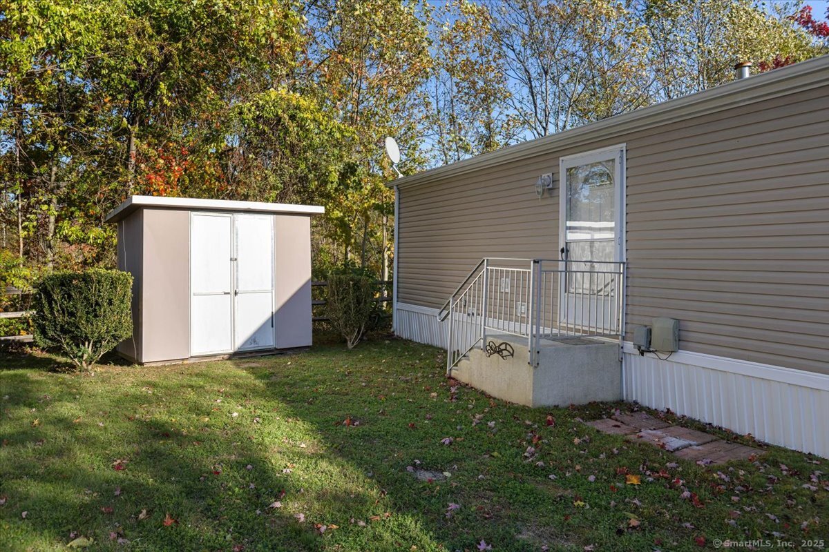 Photo 28 of 11 Marble Lane, Milford, CT