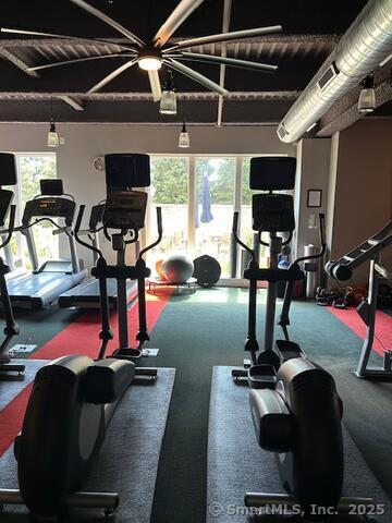 112a Southfield, Stamford, 06902, 2 Bedrooms Bedrooms, 0 ,2 BathroomsBathrooms,Residential Rental,For Sale,Southfield,0,24135634