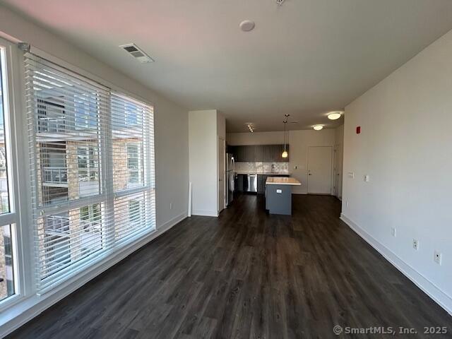 112a Southfield, Stamford, 06902, 2 Bedrooms Bedrooms, 0 ,2 BathroomsBathrooms,Residential Rental,For Sale,Southfield,0,24135634