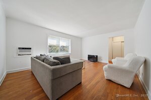 Homes for sale in Stamford, CT | 108 Strawberry Hill Ave #1, Stamford, CT 06902 | MLS# 24135538