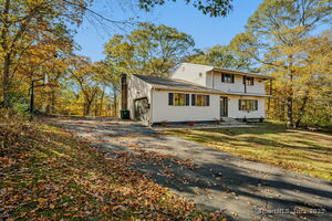 Homes for sale in Waterford, CT | 34 Rogers Hill Rd, Waterford, CT 06385 | MLS# 24134979