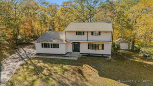 Homes for sale in Waterford, CT | 34 Rogers Hill Rd, Waterford, CT 06385 | MLS# 24134979