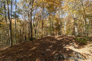 Homes for sale in Clinton, CT | 4 Laurel Ln, Clinton, CT 06413 | MLS# 24135587