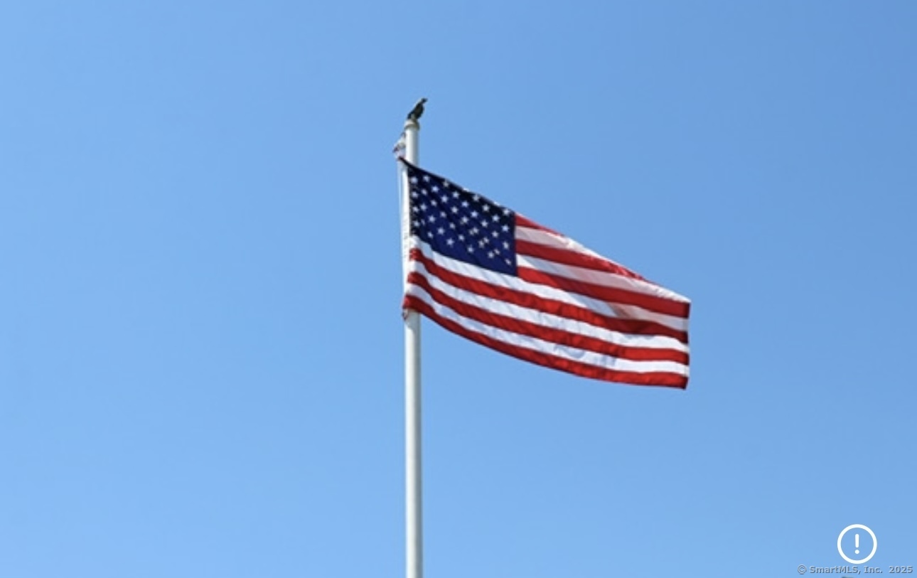 Photo 38 of 560 Fairfield Beach Road, Fairfield, CT