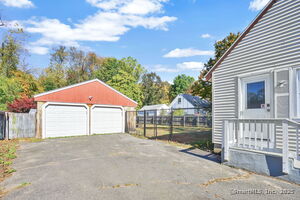 Homes for sale in Enfield, CT | 21 King Ct, Enfield, CT 06082 | MLS# 24135725