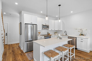 Homes for sale in East Lyme, CT | 138 Boston Post Rd #17, East Lyme, CT 06333 | MLS# 24130516