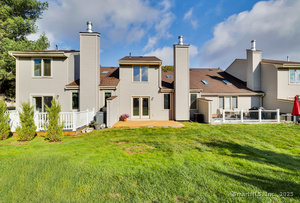 Homes for sale in Rocky Hill, CT | 36 Copper Beech Dr #36, Rocky Hill, CT 06067 | MLS# 24134989