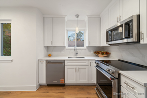 Homes for sale in Southbury, CT | 89 Heritage Vlg #D, Southbury, CT 06488 | MLS# 24134633