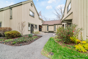 Homes for sale in Southbury, CT | 89 Heritage Vlg #D, Southbury, CT 06488 | MLS# 24134633