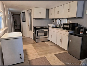 Homes for sale in Westbrook, CT | 8 Cook Ter, Westbrook, CT 06498 | MLS# 24135752