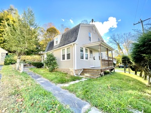 Homes for sale in Watertown, CT | 131 Greenwood St, Watertown, CT 06795 | MLS# 24135810