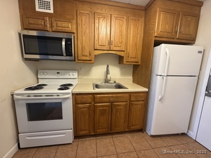 Homes for sale in Bridgeport, CT | 120 Huntington Turnpike #801, Bridgeport, CT 06610 | MLS# 24128084