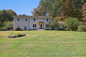 Homes for sale in Bethel, CT | 10 Buckboard Rdg, Bethel, CT 06801 | MLS# 24134148