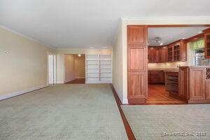 Homes for sale in Greenwich, CT | 4 Putnam Hill Ln, Greenwich, CT 06830 | MLS# 24124896