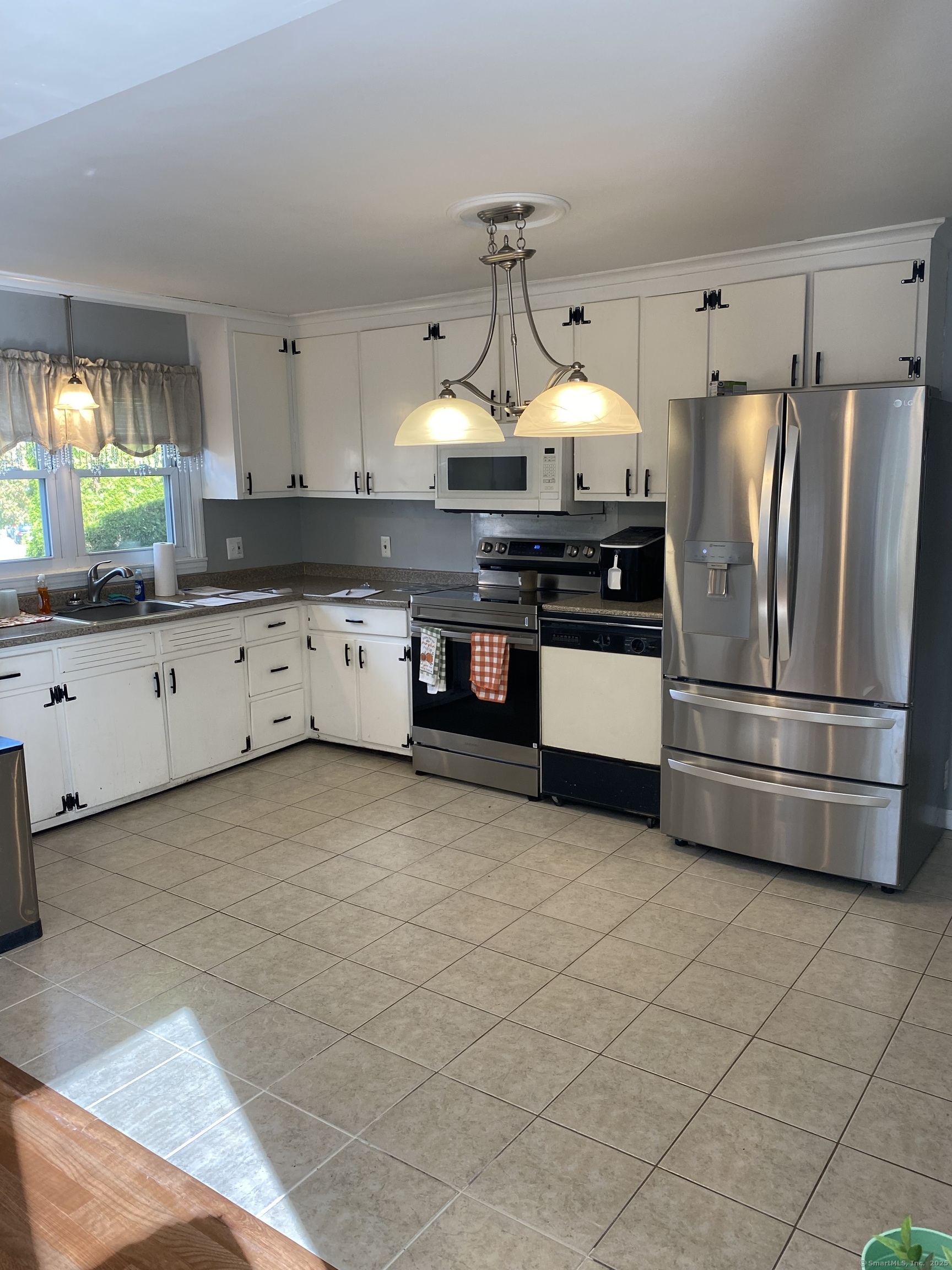 Homes for sale in Waterbury, CT | 53 Hamden Ave, Waterbury, CT 06704 | MLS# 24121114