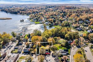 Homes for sale in Essex, CT | 4 Bank Ln, Essex, CT 06426 | MLS# 24135940