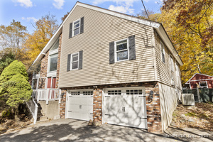 Homes for sale in Meriden, CT | 36 Raymond Dr, Meriden, CT 06451 | MLS# 24135958