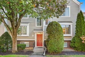 71 Aiken Street, Unit APT P12