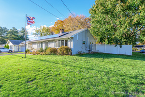 Homes for sale in East Hartford, CT | 70 Green Manor Dr, East Hartford, CT 06118 | MLS# 24134615