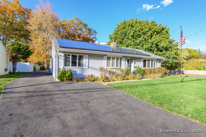 Homes for sale in East Hartford, CT | 70 Green Manor Dr, East Hartford, CT 06118 | MLS# 24134615