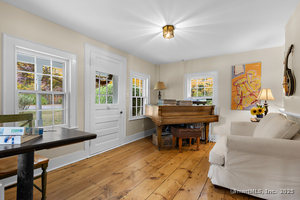 Homes for sale in Stamford, CT | 2993 High Ridge Rd, Stamford, CT 06903 | MLS# 24135941