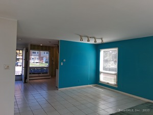 Homes for sale in Hamden, CT | 147 Centerbrook Rd, Hamden, CT 06518 | MLS# 24128765