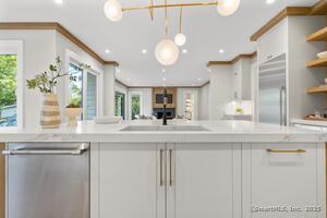 Homes for sale in Darien, CT | 72 Old Kings Hwy S, Darien, CT 06820 | MLS# 24134993