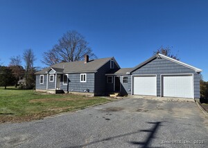 Homes for sale in Killingly, CT | 395 Bailey Hill Rd, Killingly, CT 06239 | MLS# 24136091