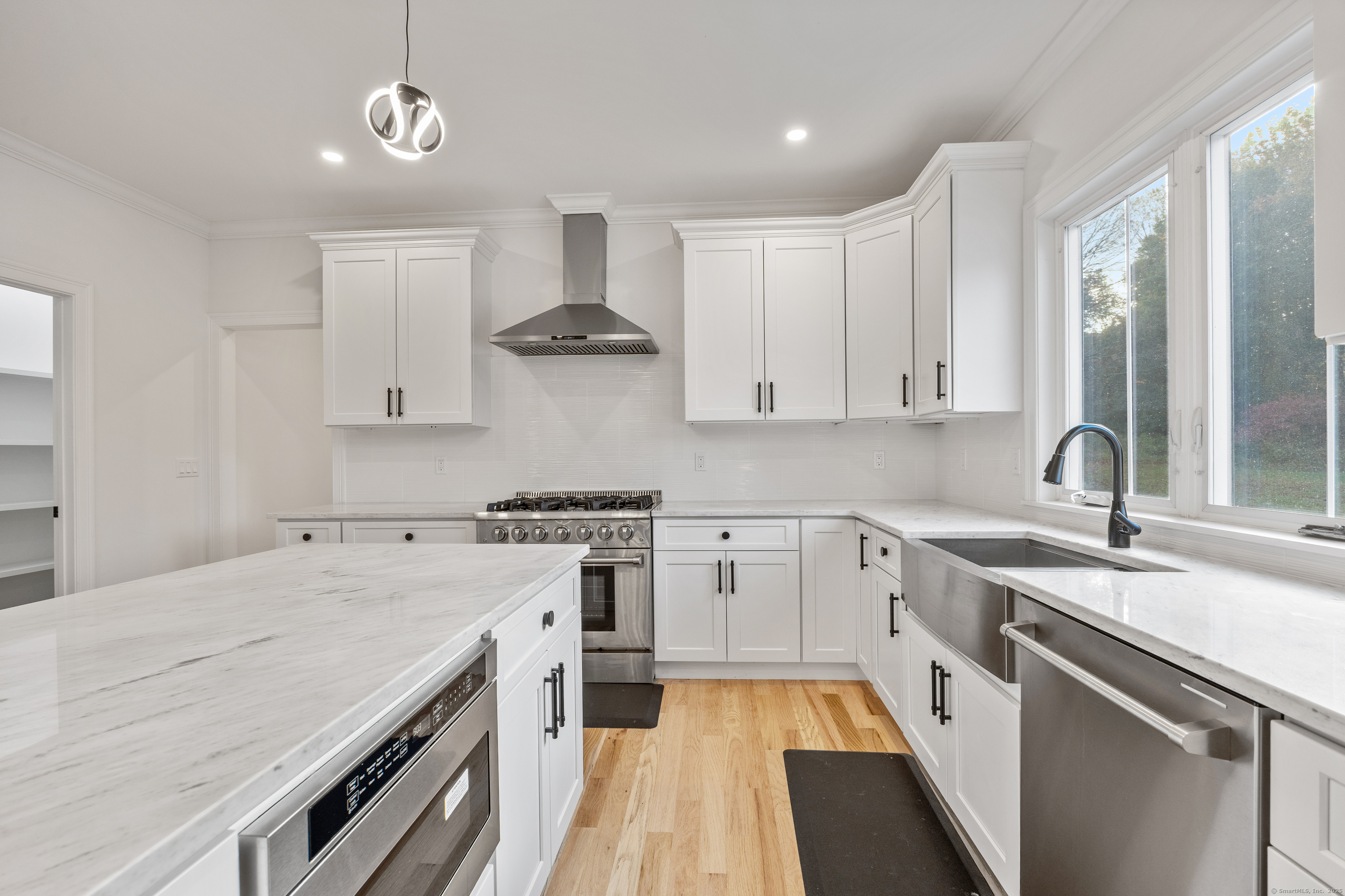 58 Chestnut Land, New Milford, 06776, 4 Bedrooms Bedrooms, 0 ,2 BathroomsBathrooms,Single Family For Sale,For Sale,Chestnut Land,0,24136152