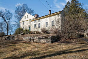 Homes for sale in Stonington, CT | 579 Taugwonk Rd, Stonington, CT 06378 | MLS# 24078186