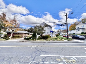 Homes for sale in Stamford, CT | 543 Newfield Ave, Stamford, CT 06905 | MLS# 24136160