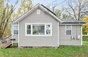 Homes for sale in Cromwell, CT | 14 Wall St, Cromwell, CT 06416 | MLS# 24136170