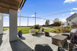 Homes for sale in Old Saybrook, CT | 372 Maple Ave, Old Saybrook, CT 06475 | MLS# 24134739