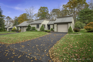 Homes for sale in Southbury, CT | 7 Heritage Crst #B, Southbury, CT 06488 | MLS# 24136069