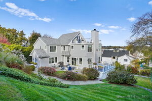 Homes for sale in Westport, CT | 11 Sterling Dr, Westport, CT 06880 | MLS# 24126741