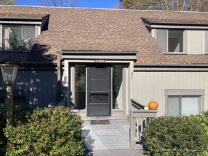 Homes for sale in Southbury, CT | 73 Heritage Vlg #C, Southbury, CT 06488 | MLS# 24136386