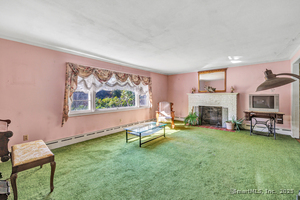 Homes for sale in Guilford, CT | 104 Sperry Dr, Guilford, CT 06437 | MLS# 24136487