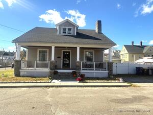 Homes for sale in Ansonia, CT | 16 Holbrook Ct, Ansonia, CT 06401 | MLS# 24136106