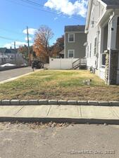 Homes for sale in Ansonia, CT | 16 Holbrook Ct, Ansonia, CT 06401 | MLS# 24136106