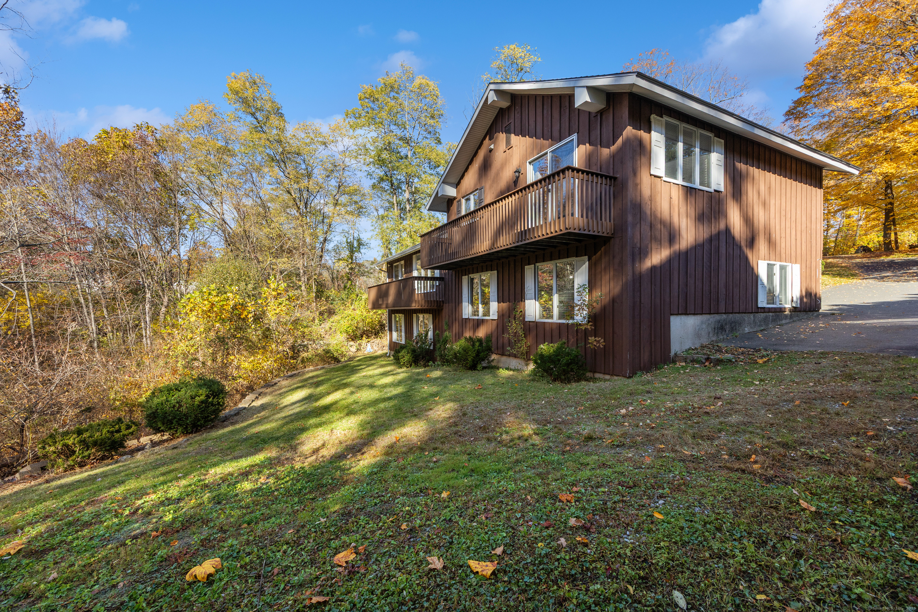 Homes for sale in New Britain, CT | 28 Weigands Dr, New Britain, CT 06052 | MLS# 24135603