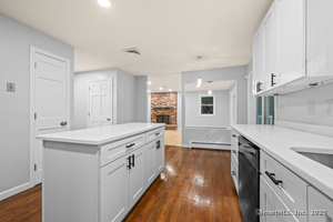 Homes for sale in Avon, CT | 7 Woodmont Rd, Avon, CT 06001 | MLS# 24136559