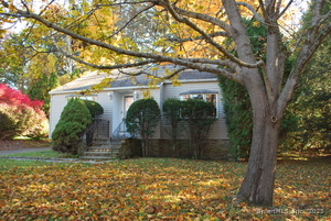 Homes for sale in Middlebury, CT | 73 Yale Ave, Middlebury, CT 06762 | MLS# 24132707