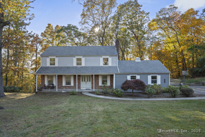 Homes for sale in Branford, CT | 132 Linsley Lake Rd, Branford, CT 06471 | MLS# 24136119