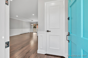 Homes for sale in Hamden, CT | 15 Smith Dr, Hamden, CT 06517 | MLS# 24136587