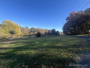 Homes for sale in Bloomfield, CT | 68 Tariffville Rd, Bloomfield, CT 06002 | MLS# 24136515