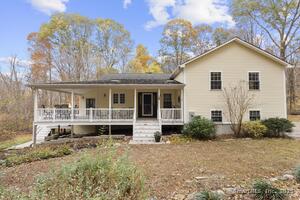 Homes for sale in Colchester, CT | 251 Chestnut Hill Rd, Colchester, CT 06415 | MLS# 24136421