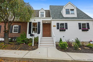 Homes for sale in Stratford, CT | 516 Valley Rd, Stratford, CT 06615 | MLS# 24128972