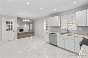 Homes for sale in East Haven, CT | 90 Foxon Blvd, East Haven, CT 06513 | MLS# 24134287