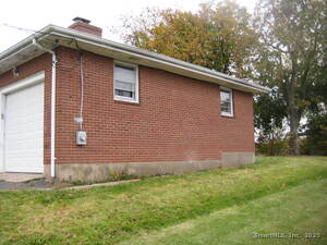 Homes for sale in Middletown, CT | 347 Farm Hill Rd, Middletown, CT 06457 | MLS# 24136821