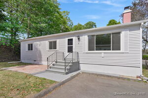 Homes for sale in Westport, CT | 9 Crescent Park Rd, Westport, CT 06880 | MLS# 24136933